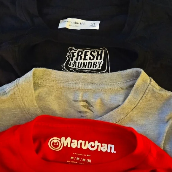 Boys Size 8 Graphic T-Shirt Bundle (4 Tees) - Picture 9 of 9